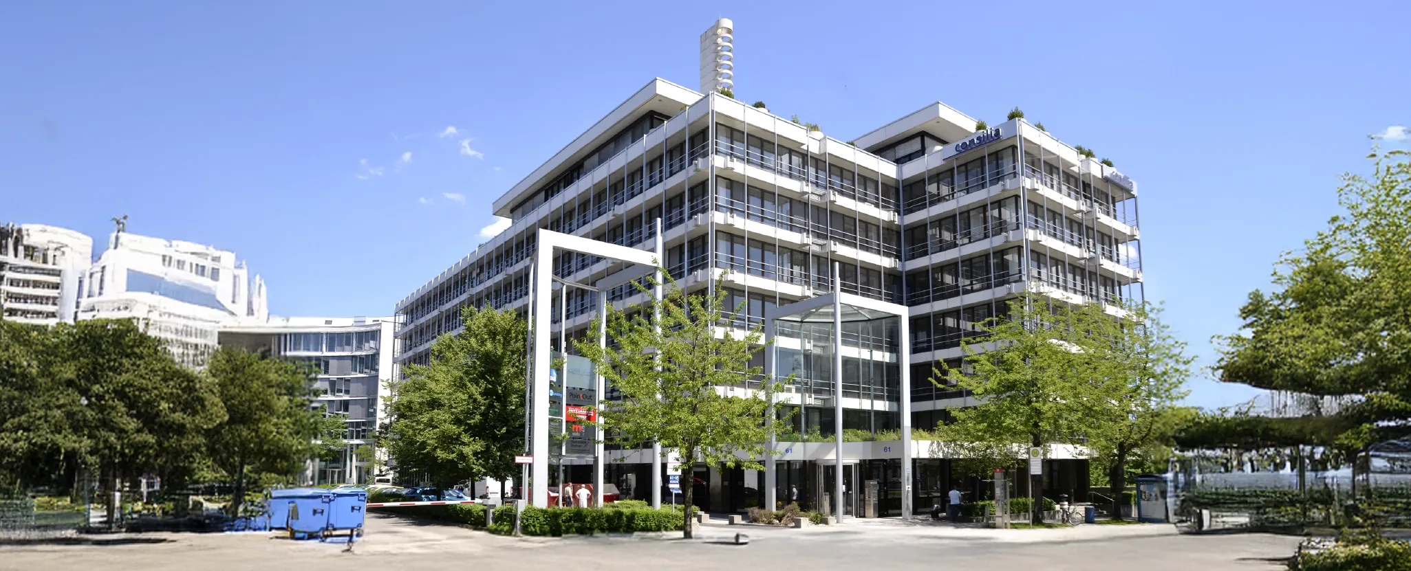 Munich Business School (MBS)